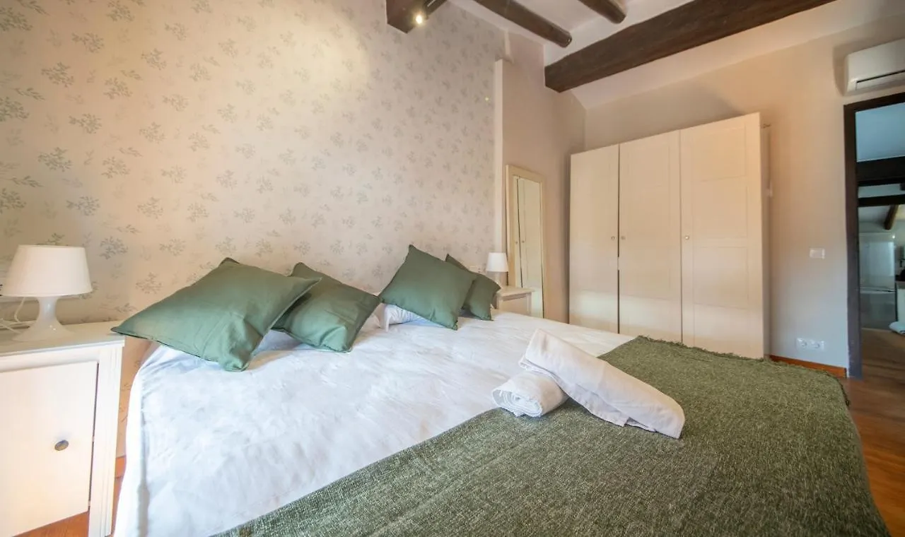 Tarracohomes, Th125 Atico Calderers Con Barbacoa Y Terraza Tarragona Apartment